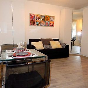 Studio met een King Size Bed